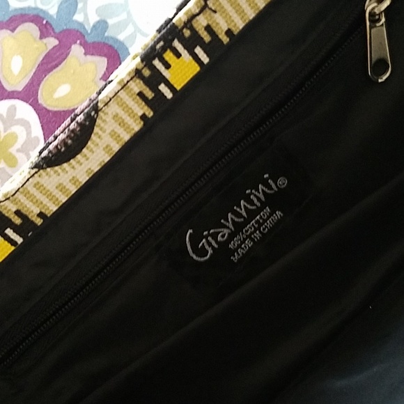 Clutch - Picture 4 of 8